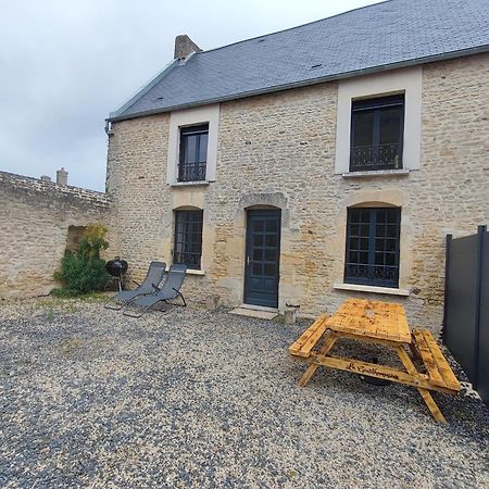 Manvieux Le Domaine De La Gentilhommiere Situee Entre Bayeux Et Arromanches Les Bains מראה חיצוני תמונה